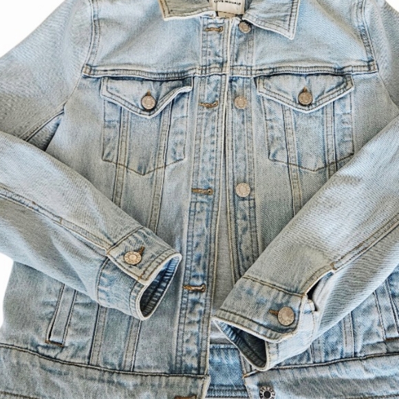 Club Monaco Women,s Light Blue Denim Jacket - Picture 5 of 8